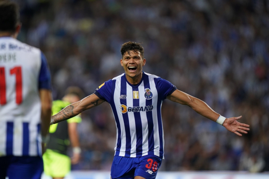 Πόρτο - Σπόρτινγκ Λισαβόνας 3-0: Ντέρμπι μόνο στα... χαρτιά! (video)