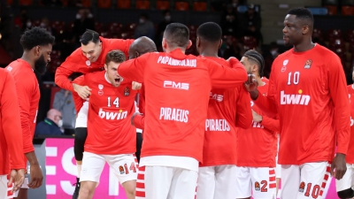 ΚΑΕ Ολυμπιακός: «Φόρεσε το κόκκινο μπλουζάκι σου και έλα στο ΣΕΦ»