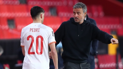 Λουίς Ενρίκε: «Δεν ανακάλυψα και... την πενικιλίνη βάζοντας τον Πέδρι και τον Γκάβι!»