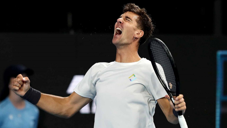 Πρώτος τίτλος για τον Θανάση Κοκκινάκη στο Adelaide International - Ξέσπασε σε κλάματα ο Ελληνοαυστραλός! (video)