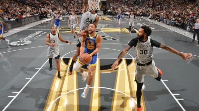 Welcome to the club: Ηλικία και στατιστική είναι αριθμοί κι ο Κάρι γράφει μ' αυτούς ιστορία! (video)