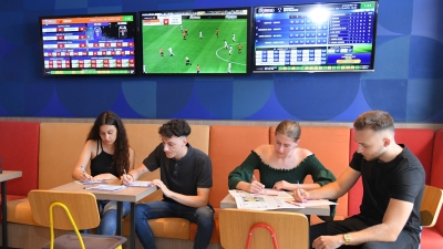 Ο ΟΠΑΠ δίπλα στους πράκτορες για την ενεργειακή αναβάθμιση των καταστημάτων