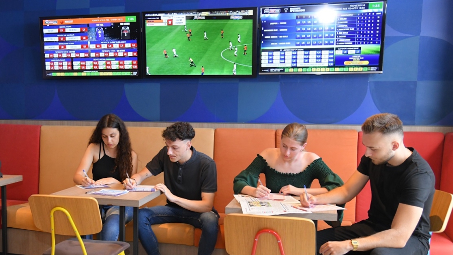 Ο ΟΠΑΠ δίπλα στους πράκτορες για την ενεργειακή αναβάθμιση των καταστημάτων