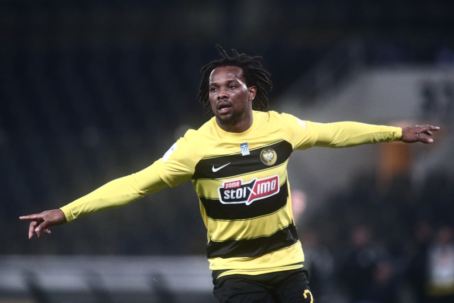 ΑΕΚ: «Ξαναχτύπησε» ο Λιβάι Γκαρσία κι έπιασε τον... Πόνσε! (video)