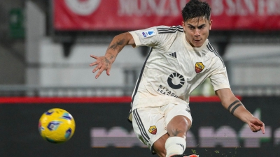 Μόντσα – Ρόμα 1-4: Το… άστρο του Ντε Ρόσι συνεχίζει να οδηγεί τους «τζιαλορόσι» στις επιτυχίες (video)