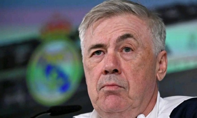 Αντσελότι: «Στο ημίχρονο έπρεπε να αλλάξω μέχρι και τον… προπονητή» (video)