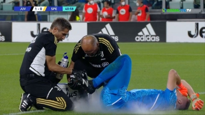 Σοκαριστικός τραυματισμός για Σέζνι στο Γιουβέντους-Σπέτσια (video)