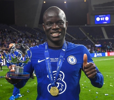 Μήπως ήρθε η ώρα να πάρει τη «Χρυσή Μπάλα» και ένας αντι-σταρ;