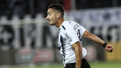 Κοροβέσης: «Καλύτερη ομάδα του πρωταθλήματος ο Ολυμπιακός, θέλουμε το αποτέλεσμα» (video)