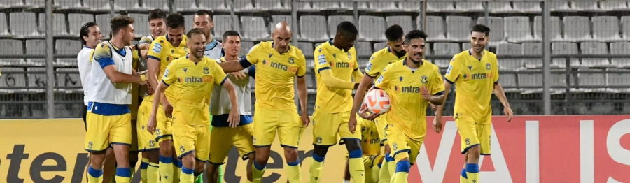 Λαμία – Αστέρας Τρίπολης: Ντεμπούτα για Κορνέζο και Ντομίνγκεθ