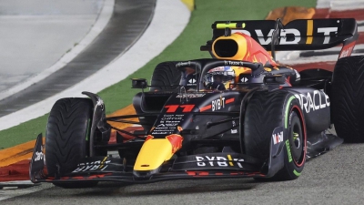 Formula 1: Νικητής ο Πέρες στον επεισοδιακό αγώνα της Σιγκαπούρης!