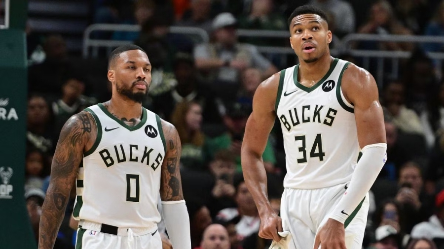 Ο Giannis δεν… μπορεί χωρίς τον Λίλαρντ: «Τον αγκάλιασα σφιχτά και του είπα ‘μην με αφήσεις μόνο’»