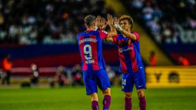 Μπαρτσελόνα – Θέλτα 3-2: Ο Λεβαντόφσκι «επισκίασε» το ματς του… Δουβίκα! (video)