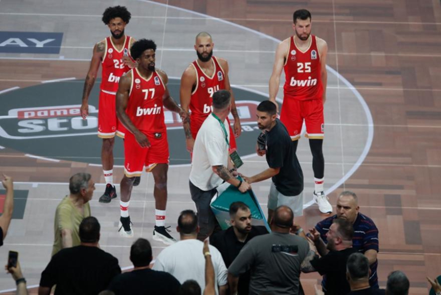 Ο Φουρνιέ αναμένεται να «πληρώσει ακριβά» τη χειρονομία - Αυτές οι ποινές προβλέπονται!