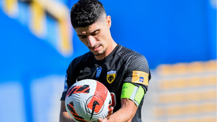 ΑΕΚ: Οι συγκινητικές και ιδιαίτερες στιγμές στα αποδυτήρια με τους αρχηγούς Μάνταλο και Σιμόες