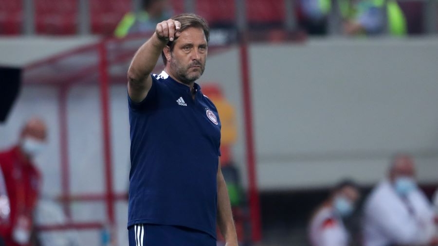 Μαρτίνς: «Ο Ολυμπιακός ανταμείφθηκε για την προσπάθεια που έκανε»