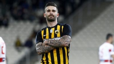 Λιβάγια: «Ακόμη και σήμερα μου στέλνουν μηνύματα να επιστρέψω στην ΑΕΚ»