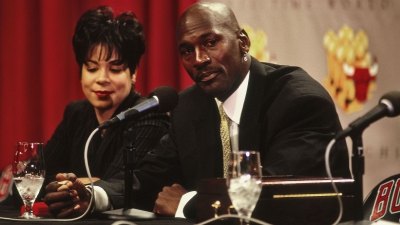 Όταν o Τζόρνταν «ηττήθηκε» από το μπάσκετ ή όταν οι Μπουλς έχασαν τον Μάικλ; (video)