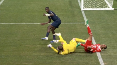 Ίσως γι' αυτό ένα ακόμη τουρνουά να είναι αχρείαστο: Σοκαριστικός τραυματισμός Μουσιάλα, πολύμηνη απουσία και οι ευθύνες στη FIFA! (video)