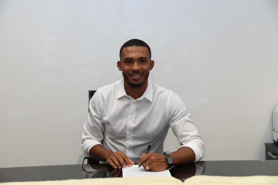 Ζουάν Ζεσούς: Ανακοινώθηκε επίσημα από τη Νάπολι