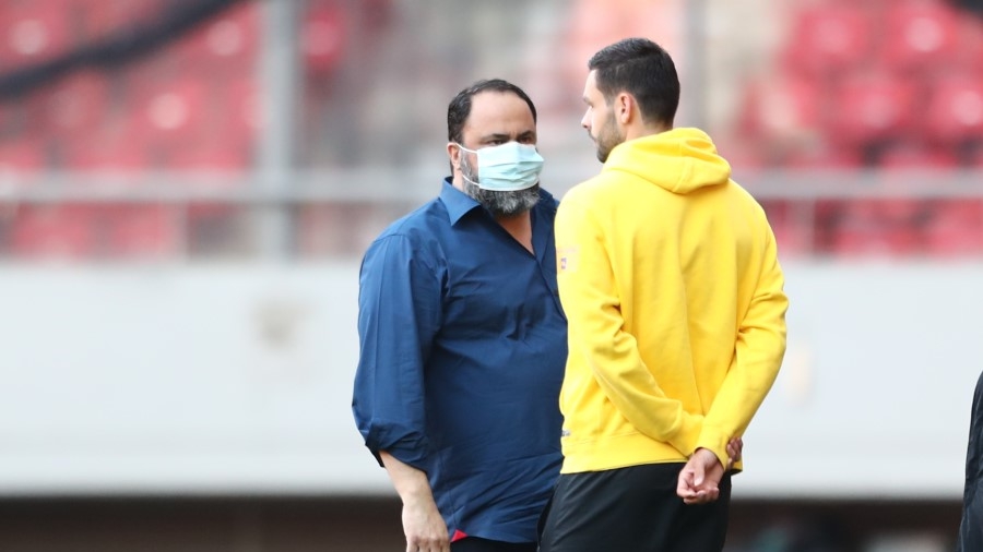 Το ενδιαφέρον Μαρινάκη για τη σύζυγο του Σάκχοφ