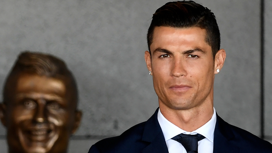 «Είναι αυτός ο Κριστιάνο Ρονάλντο;» Ένα αποτυχημένο έργο τέχνης, που άλλαξε για πάντα, μια ζωή (video)