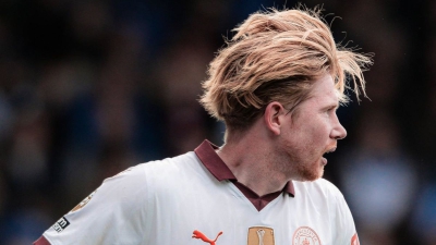 Ντε Μπρόινε: «Θα προτιμούσα να κερδίσουμε το Champions League – μπορώ να χωρέσω με τον Φιλ στη μεσαία γραμμή»!