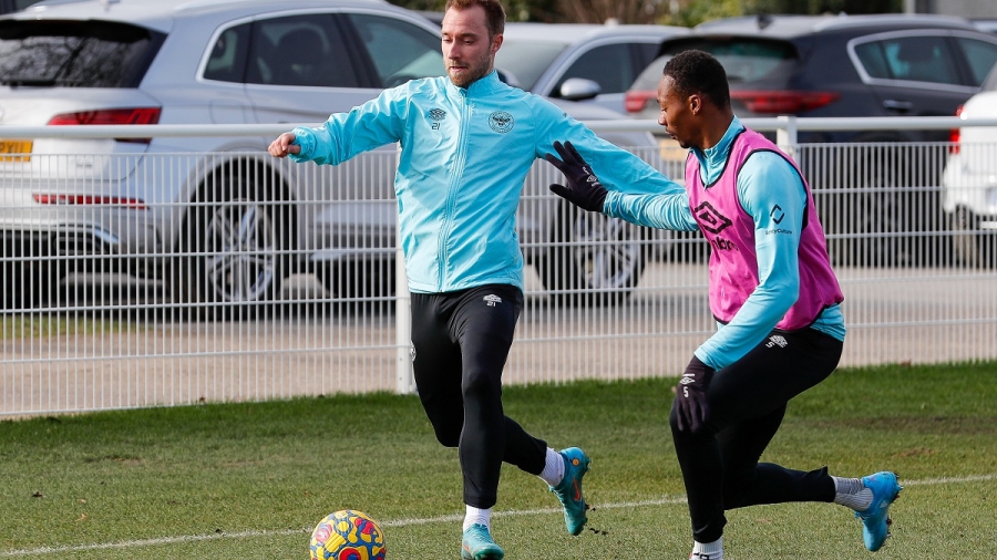 Η πρώτη προπόνηση του Έρικσεν στην Μπρέντφορντ! (video)