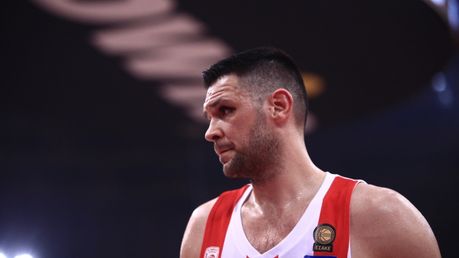 Ολυμπιακός: Χωρίς Παπανικολάου και Βεζένκοφ η προπόνηση των «ερυθρολεύκων»