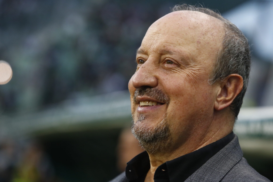 Μπενίτεθ: «Ελπίζω να έχουμε κάποιες εκπλήξεις, με παίκτες που θα έρθουν να μας βοηθήσουν»!