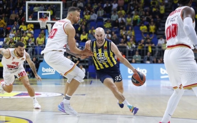 EuroLeague Round 20: Νίκη της Φενέρ με ήρωα Χέιζ-Ντέιβις στην παράταση