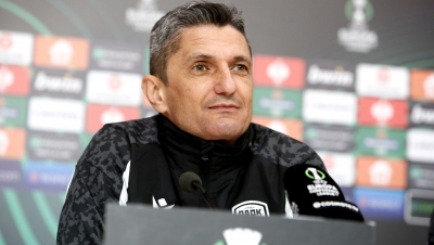 Λουτσέσκου: «Μας μεγαλώνει ως ομάδα η συμμετοχή σε τρεις διοργανώσεις»