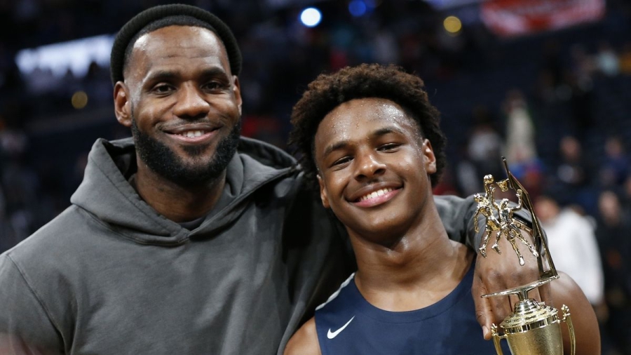 Σοκ για ΛεΜπρόν Τζέιμς: Ο πρωτότοκος γιος του υπέστη καρδιακή προσβολή!