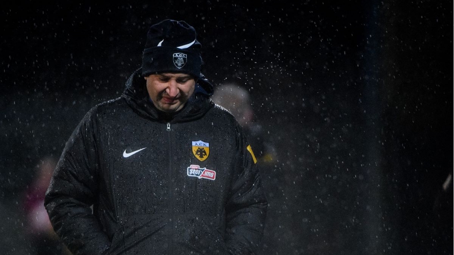 Γιαννίκης: «Ήταν αδύνατο να παιχτεί ποδόσφαιρο - Συνεχίζουμε»