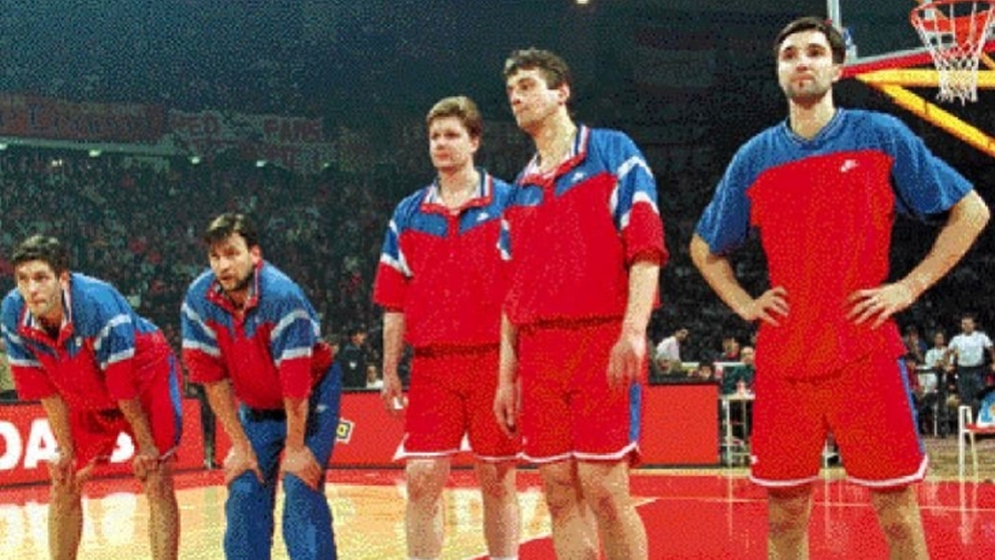 Ολυμπιακός - ΤΣΣΚΑ: Το μυστήριο του δηλητηριασμένου αγώνα που κατέληξε σε 3on3 (video)