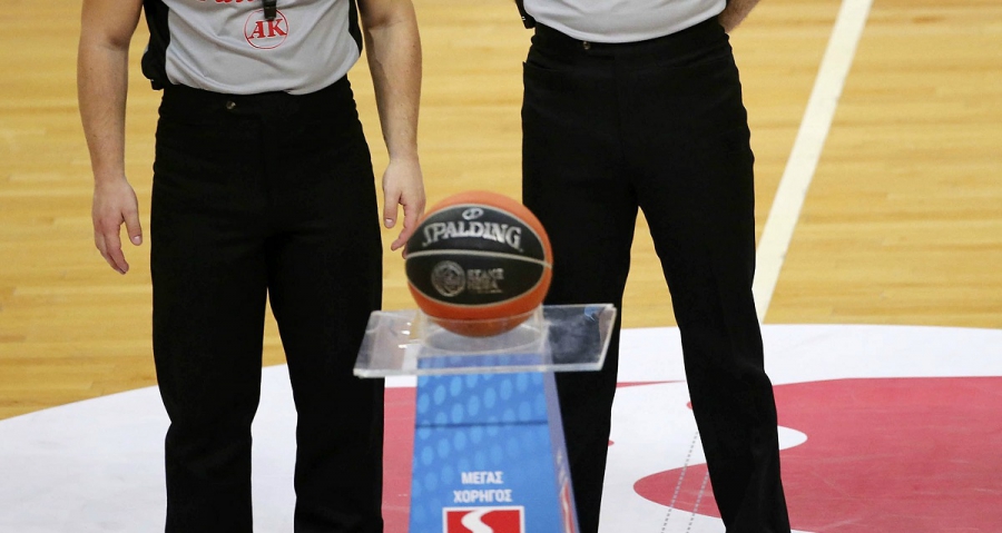 Basket League: Η διαιτητική τριάδα του ντέρμπι Ολυμπιακού - Παναθηναϊκού