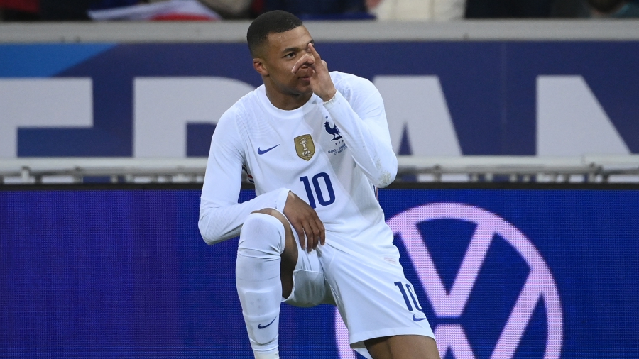 Γαλλία – Νότια Αφρική 2-0: Γκολάρες Εμπαπέ και Ζιρού δίνουν προβάδισμα στους «τρικολόρ»! (video)