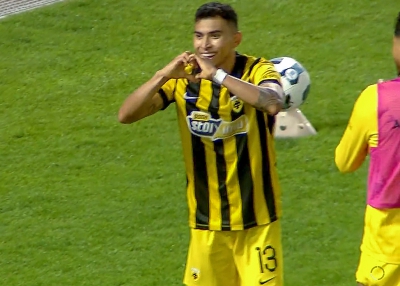 Μονίμως κοντά στην κορυφή η ΑΕΚ, εθισμένος στην εσωστρέφεια ο Άρης, σ' όλα μέσα το Pamestoixima!