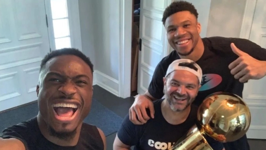 Αδέλφια Αντετοκούνμπο: Με Έλληνα φυσιοθεραπευτή ενόψει play off