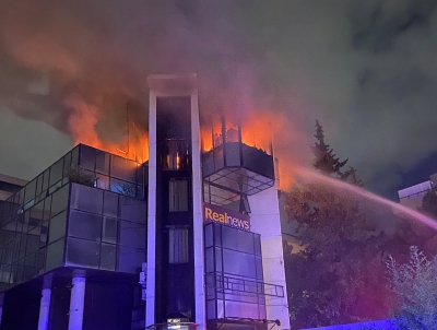 Σοβαρές ζημιές από την πυρκαγιά στις εγκαταστάσεις του Real Fm