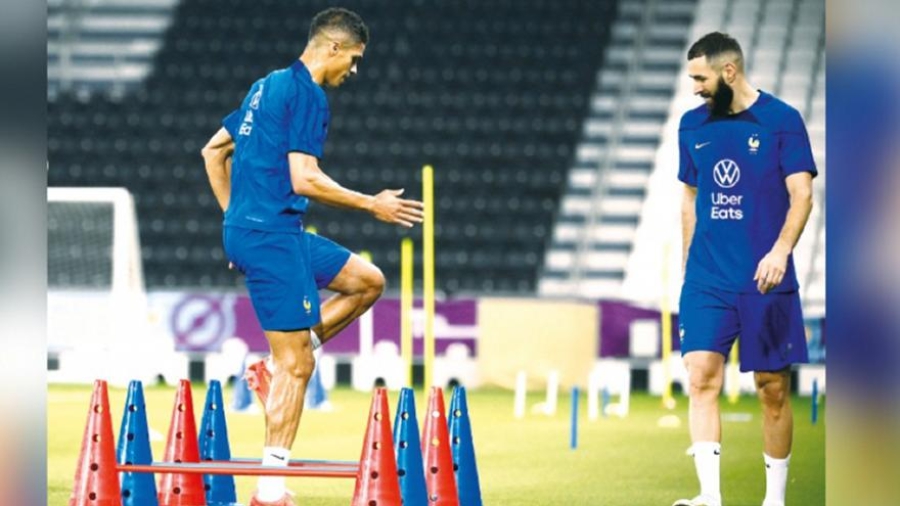 Γαλλία: Αμφίβολοι για την πρεμιέρα του Μουντιάλ, Μπενζεμά και Βαράν