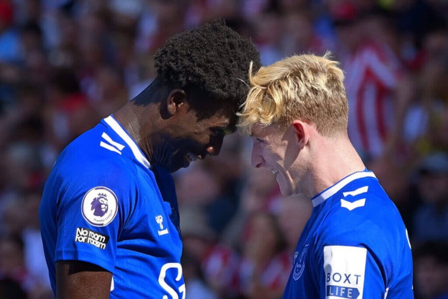 Λιντς – Έβερτον 0-1: Προβάδισμα και πάλι με τον Γκόρντον για τα «ζαχαρωτά»! (video)