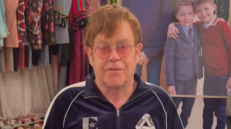 Έλτον Τζον για Μάντσεστερ Σίτι και Γκουαρδιόλα: «Είμαι συγκινημένος για εσάς»