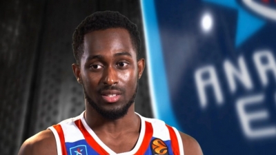 Μπομπουά για τον κόσμο στα γήπεδα: «Το 50% μας χαροποιεί, θα θέλαμε γεμάτο γήπεδο»!