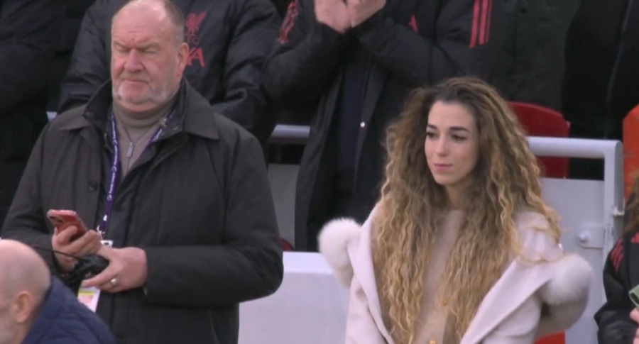 «Ευχαριστώ από τα βάθη της καρδιάς μου»: Η Ρούτε ευγνωμονεί τη Λίβερπουλ για την τιμή στον Ζότα!