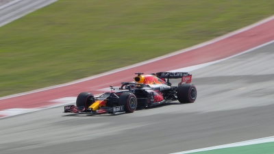 Formula 1: Άλλη μία υπέροχη μάχη με νικητή τον Φερστάπεν στις κατατακτήριες δοκιμές