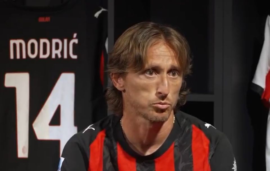 «Ακόμη μέσα μου η φλόγα - Αυτό με εντυπωσίασε και υπέγραψα!»: Ο «ροσονέρο» Μόντριτς μιλά για πρώτη φορά! (video)