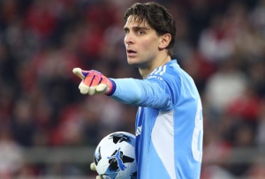 Ολυμπιακός: Αγγλικά σενάρια για Τζολάκη και Άρσεναλ