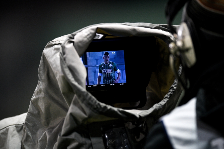 Super League: «Δεν αρχίζει το πρωτάθλημα χωρίς τηλεοπτικό συμβόλαιο»