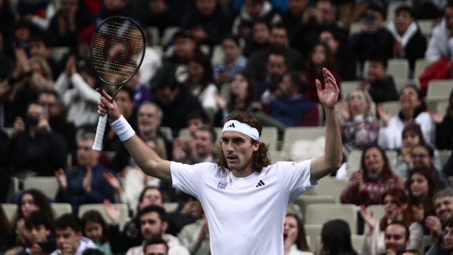 Τσιτσιπάς: «Εύχομαι να παίζουμε μία μέρα σε τελικό Davis Cup μπροστά σε Έλληνες»